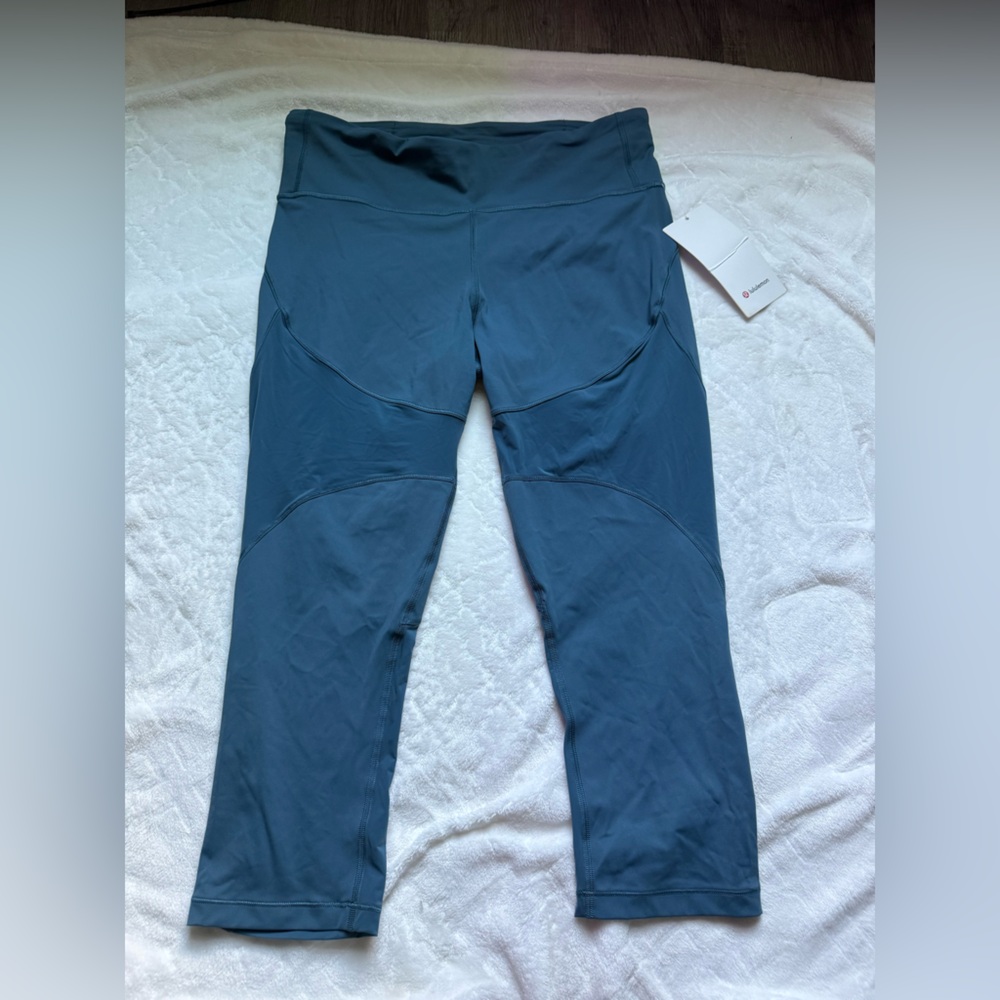 lululemon athletica Crop Blue Leggings Smooth Fabric